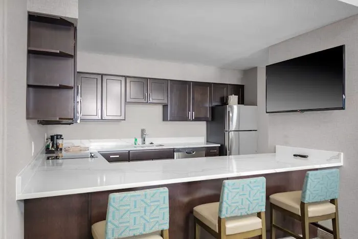 Homewood Suites by Hilton Phoenix Airport South 5