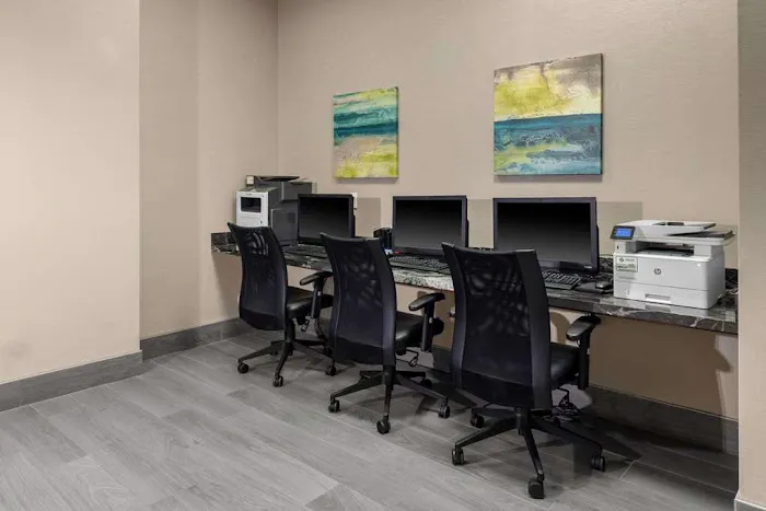 Homewood Suites by Hilton Phoenix Airport South 5
