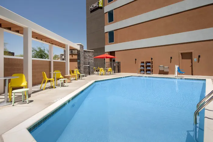 Home2 Suites by Hilton Phoenix Airport South 5