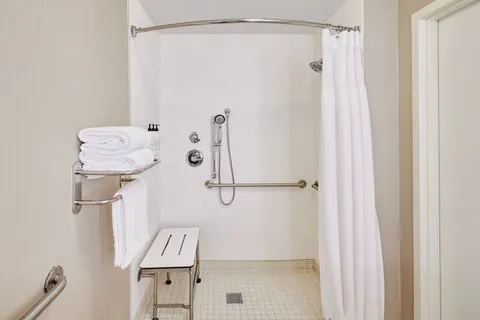 SpringHill Suites Phoenix Tempe/Airport 4
