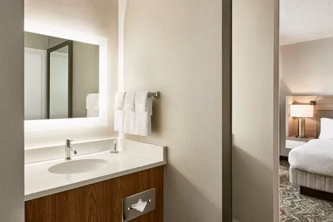 SpringHill Suites Phoenix Tempe/Airport 4