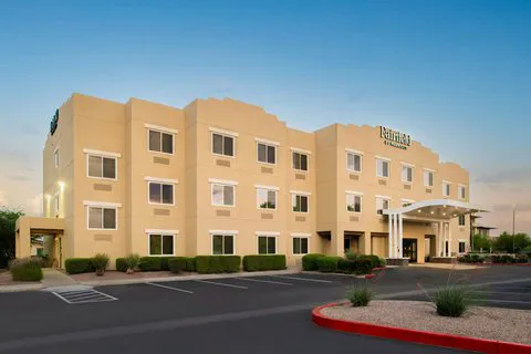 Fairfield Inn & Suites Scottsdale Old Town 5