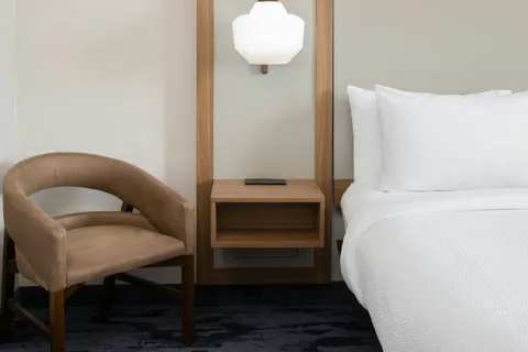 Fairfield Inn & Suites Scottsdale Old Town 5