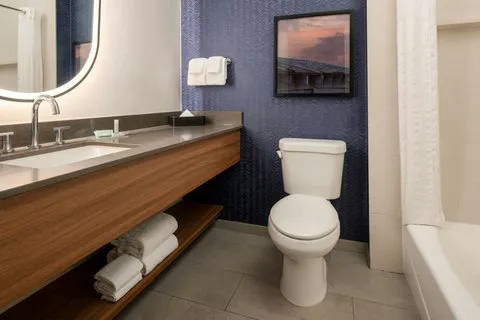 Fairfield Inn & Suites Scottsdale Old Town 5