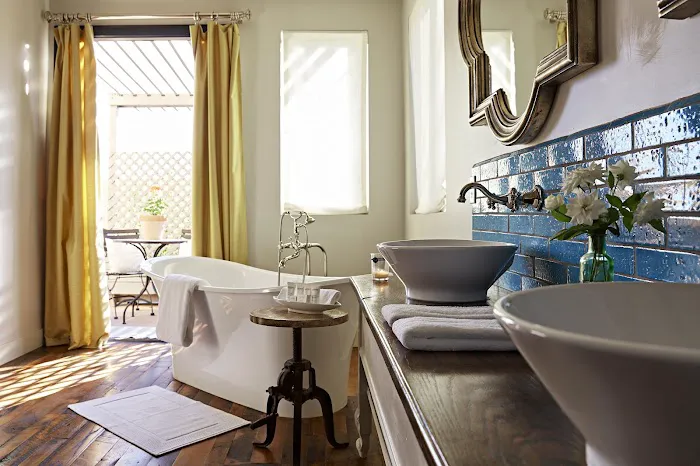 Bespoke Inn Scottsdale 5