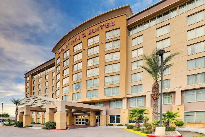 Drury Inn & Suites Phoenix Chandler Fashion Center 4