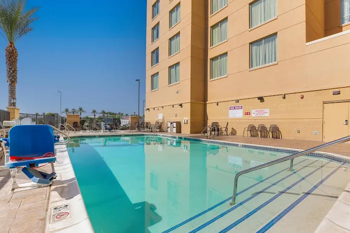 Drury Inn & Suites Phoenix Chandler Fashion Center 4