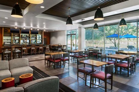 Four Points by Sheraton at Phoenix Mesa Gateway Airport 4