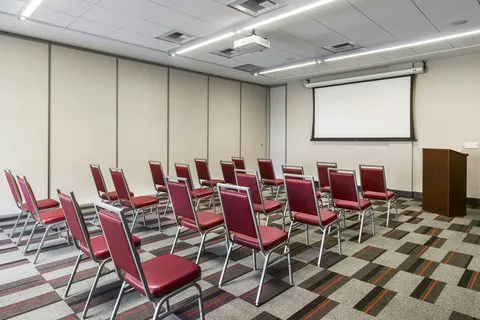 Four Points by Sheraton at Phoenix Mesa Gateway Airport 4