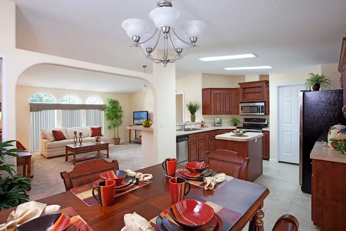 Las Palmas Grand Active 55+ Resort 5