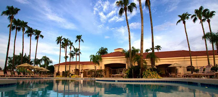 Las Palmas Grand Active 55+ Resort 5