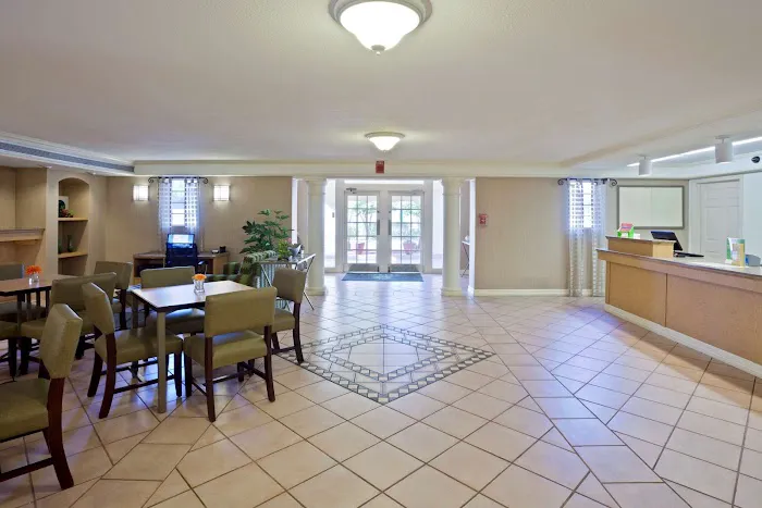 La Quinta Inn by Wyndham Phoenix Sky Harbor Airport 4