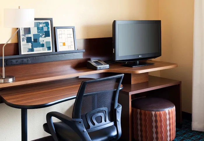 Country Inn & Suites by Radisson, Phoenix Airport, AZ 5