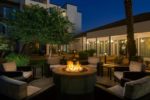 Courtyard Phoenix Airport 5