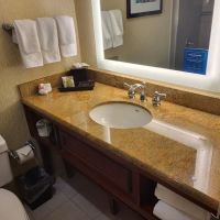Hilton Phoenix Airport ico