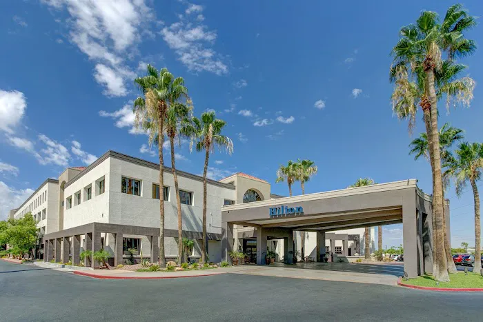 Hilton Phoenix Airport 5
