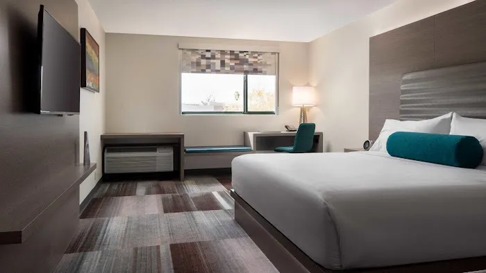Aloft Scottsdale 5