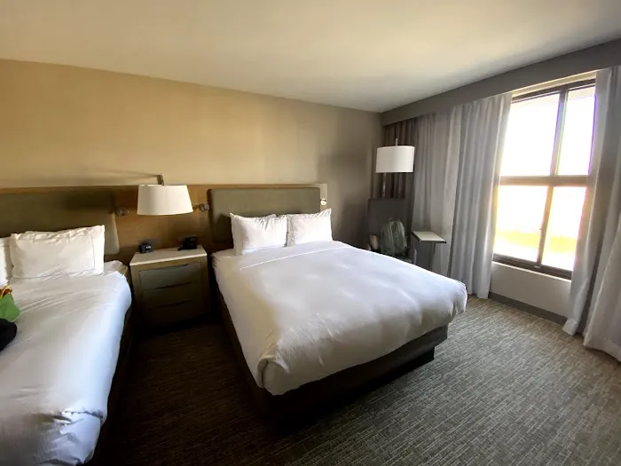 DoubleTree by Hilton Phoenix Chandler 4