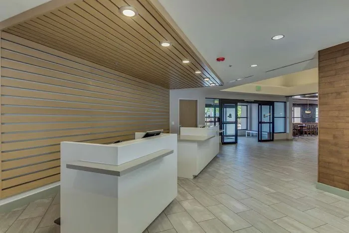 DoubleTree by Hilton Phoenix Chandler 4