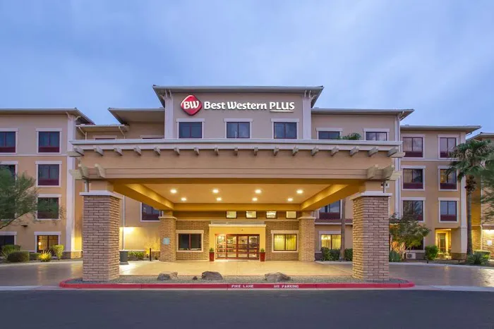 Best Western Plus Chandler Hotel & Suites 4