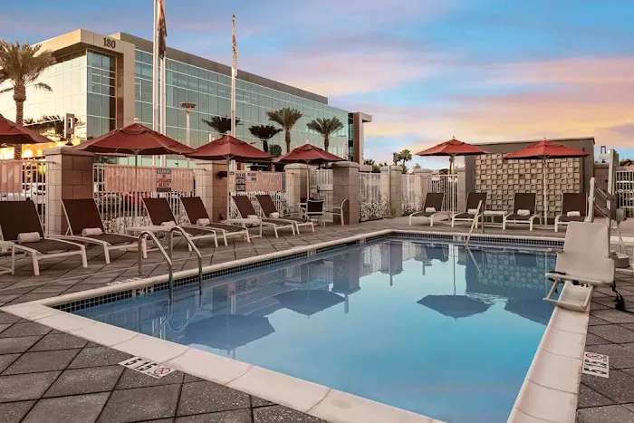 Hilton Garden Inn Chandler Downtown 5