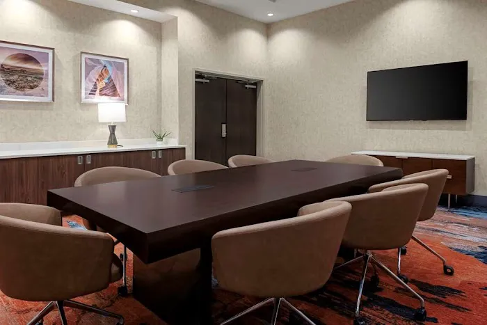 Hilton Garden Inn Chandler Downtown 5