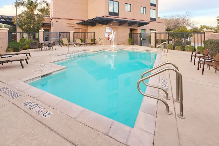 Hyatt Place Phoenix/Gilbert 5