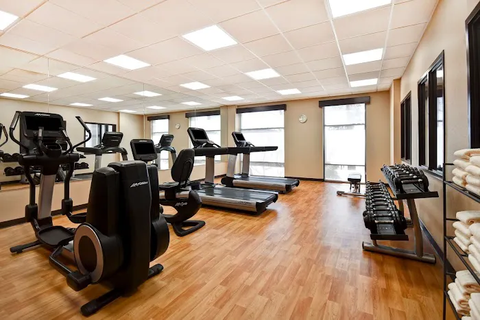 Hyatt Place Phoenix/Gilbert 5