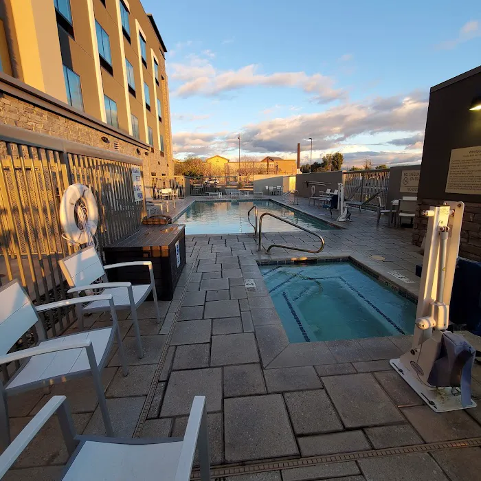 Hampton Inn Queen Creek 4