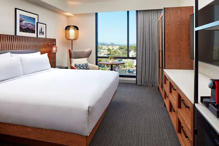 Senna House Hotel Scottsdale, Curio Collection by Hilton 5