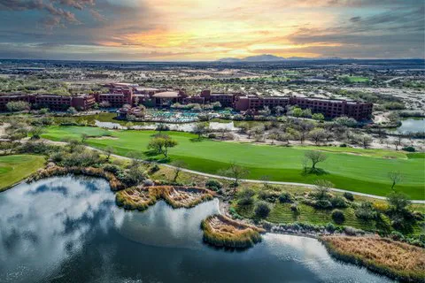 Sheraton Grand at Wild Horse Pass 4
