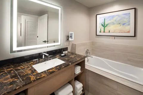 Sheraton Grand at Wild Horse Pass 4