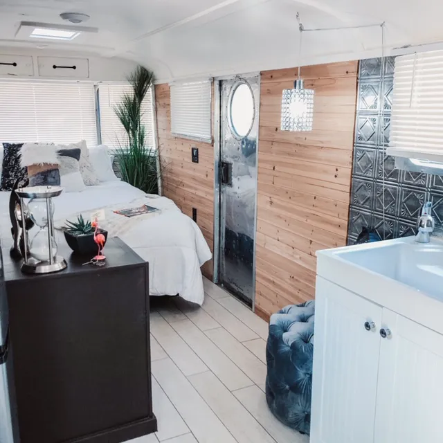 The Cozy Peach at Schnepf Farms 4