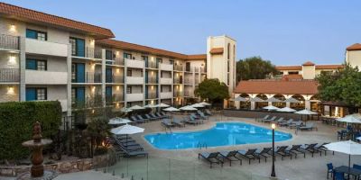 Embassy Suites by Hilton Scottsdale Resort