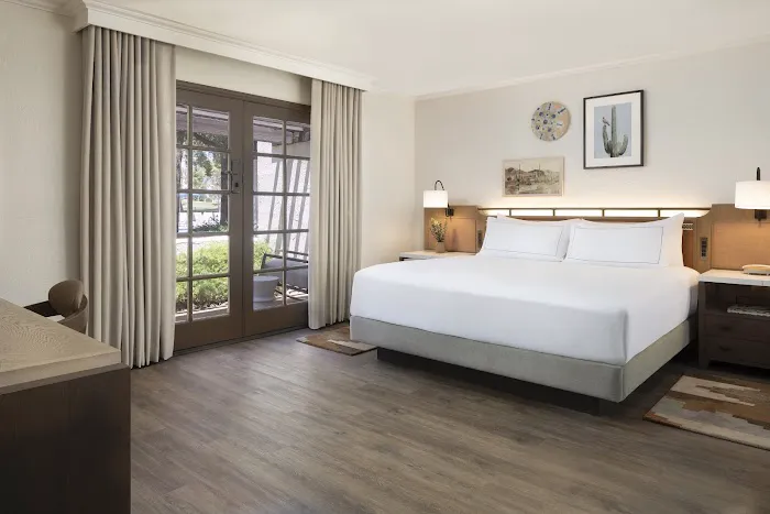 Stillman Villas at The Scottsdale Resort and Spa, Curio Collection by Hilton 5