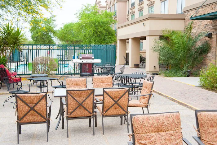 GreenTree Inn & Suites Florence 4