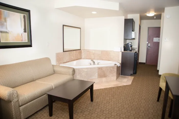 GreenTree Inn & Suites Florence 4