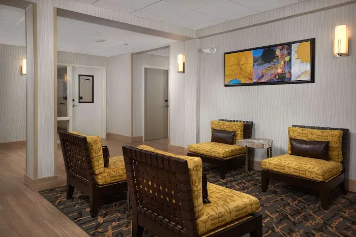 Hampton Inn & Suites Phoenix/Scottsdale on Shea Boulevard 5