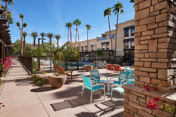 Hampton Inn & Suites Phoenix/Scottsdale on Shea Boulevard 5
