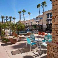 Hampton Inn & Suites Phoenix/Scottsdale on Shea Boulevard ico