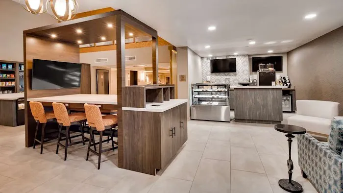 Aiden by Best Western Scottsdale North 5