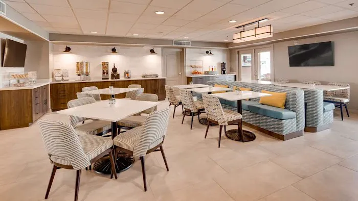 Aiden by Best Western Scottsdale North 5