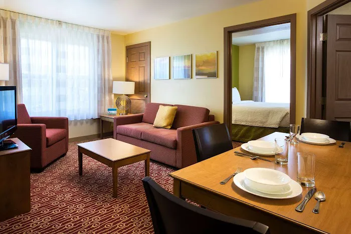 Sonesta Simply Suites Phoenix Scottsdale 5