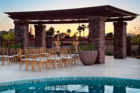 Courtyard Scottsdale Salt River 4