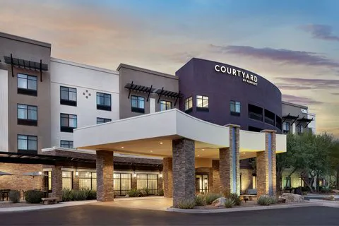 Courtyard Scottsdale Salt River 4
