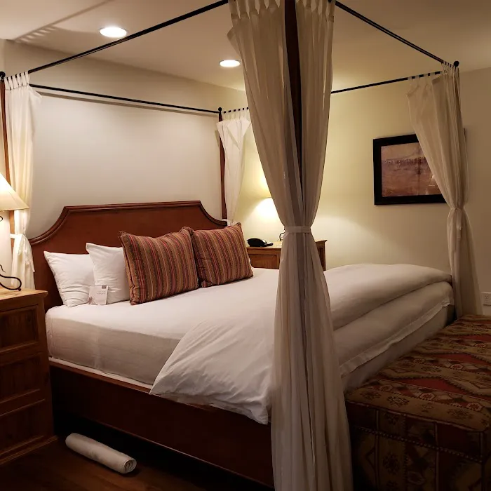 The Hermosa Inn 5