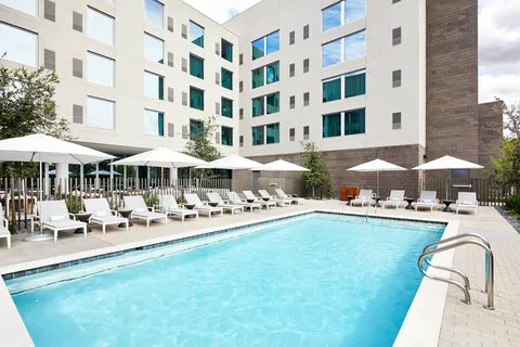 AC Hotel Phoenix Biltmore 5