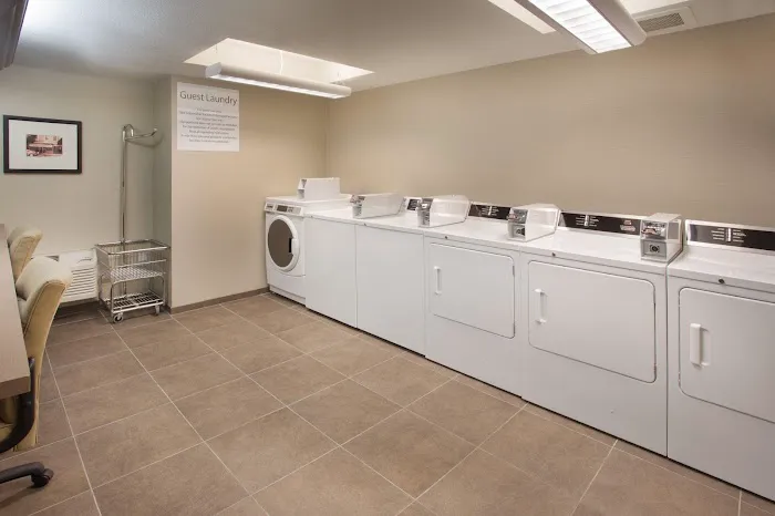 Holiday Inn & Suites Scottsdale North - Airpark by IHG 5