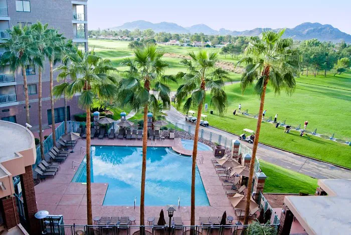 Embassy Suites by Hilton Phoenix Scottsdale 5
