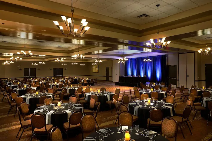Embassy Suites by Hilton Phoenix Scottsdale 5